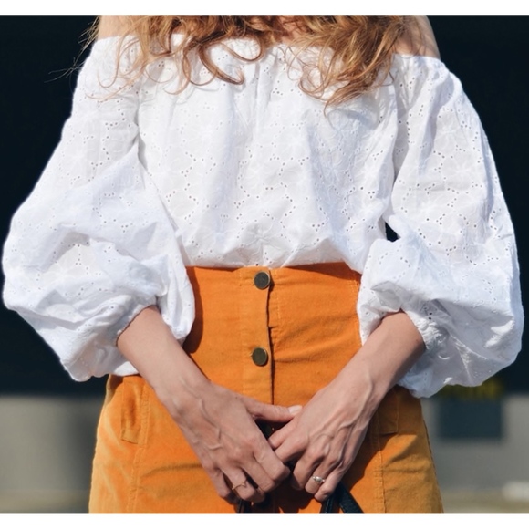 White Off the Shoulder Eyelet Puff Sleeve Blouse - Picture 2 of 9